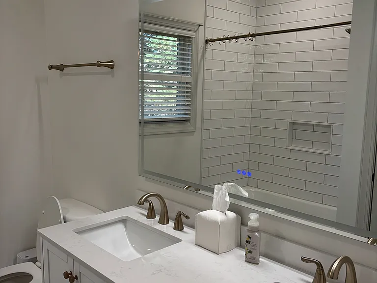 420 Lake Forest Dr SE — Photo 17