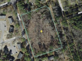 600 S West St, Roseboro, NC 28382