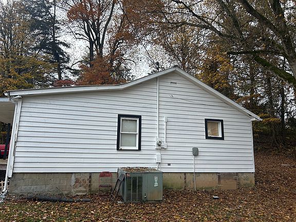 2nd image of 255 Tompkinsville Hwy