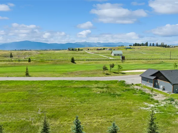 241 Peltier Pl, Eureka, MT 59917