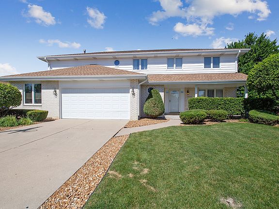 2nd image of 16626 Seton Pl