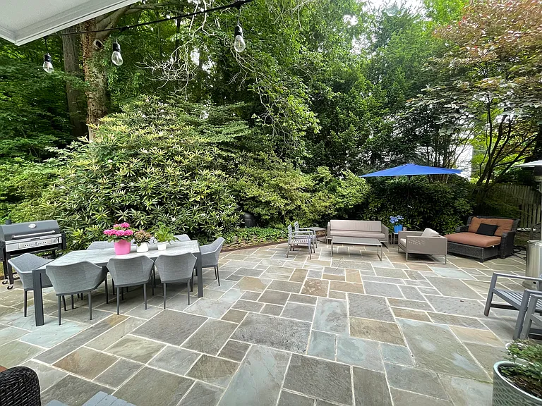6515 Broxburn Dr — Photo 26