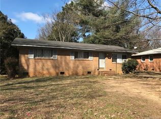 1131 Echo Glen Rd, Charlotte, NC 28213