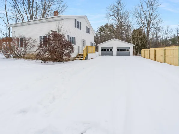 587 Main Road, Milford, ME 04461