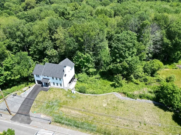 1014 Highland St, Holliston, MA 01746
