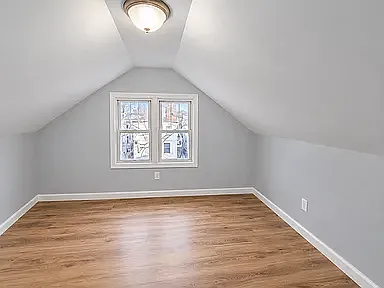 3 bed, $2,100 — Photo 3