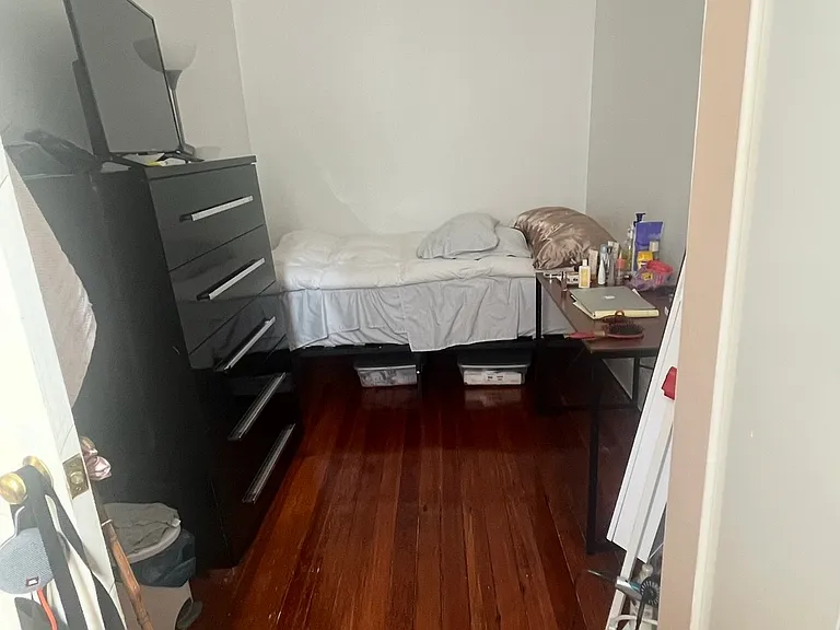 34 Parmenter St #3 — Photo 8