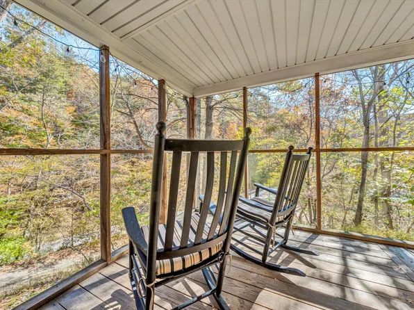 2131 Naff Rd, Boones Mill, VA 24065