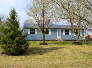 4521 Cardan Ln, Centerburg, OH 43011