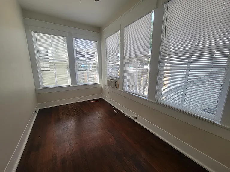 2221 35th St — Photo 18