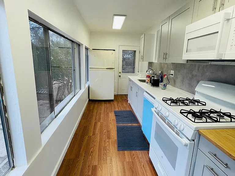 9066 Baltimore Ave — Photo 13