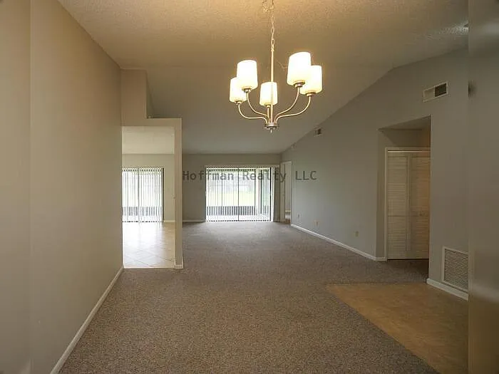 8755 Hampden Dr — Photo 8