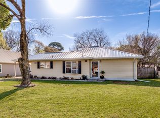 107 W Adkins St, Seagoville, TX 75159