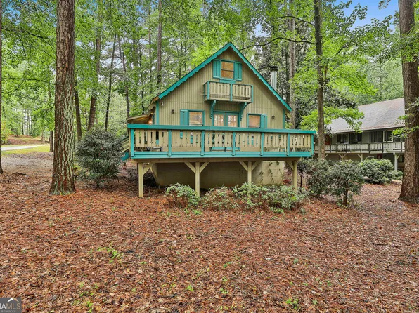 106 Chalet Cir, Pine Mountain, GA 31822