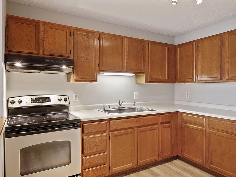 720 3rd Ave NE #113 — Photo 7
