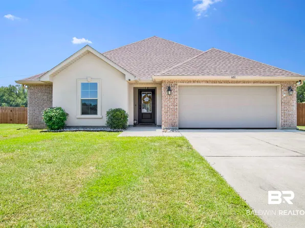 601 Savannah Ct, Summerdale, AL 36580