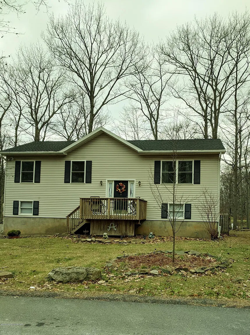 1610 Cotswold Rd photo 1