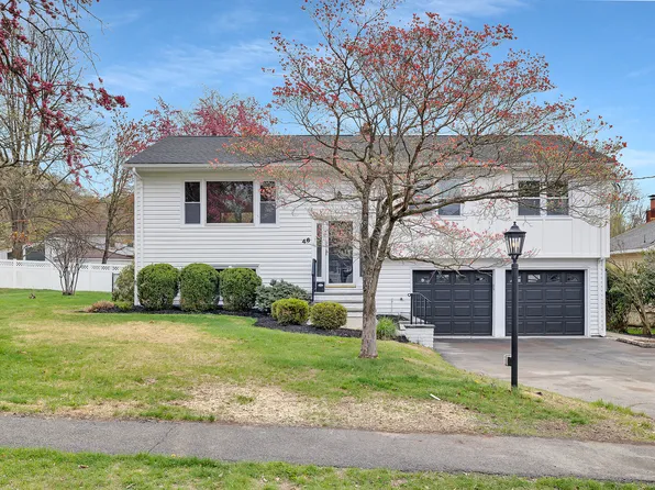 46 McCall Ave, Livingston, NJ 07039