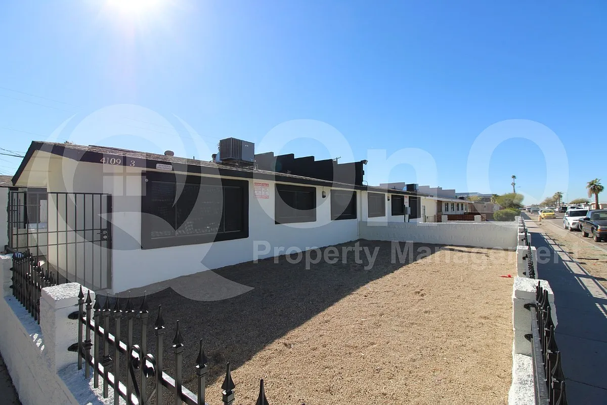 2 bed, 1.0 bath, 795 sqft, $1,199 — Photo 3