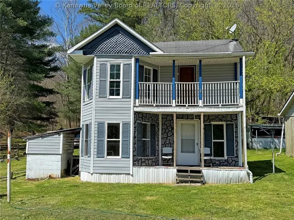 6811 Upper Mud River Rd, Branchland, WV 25506