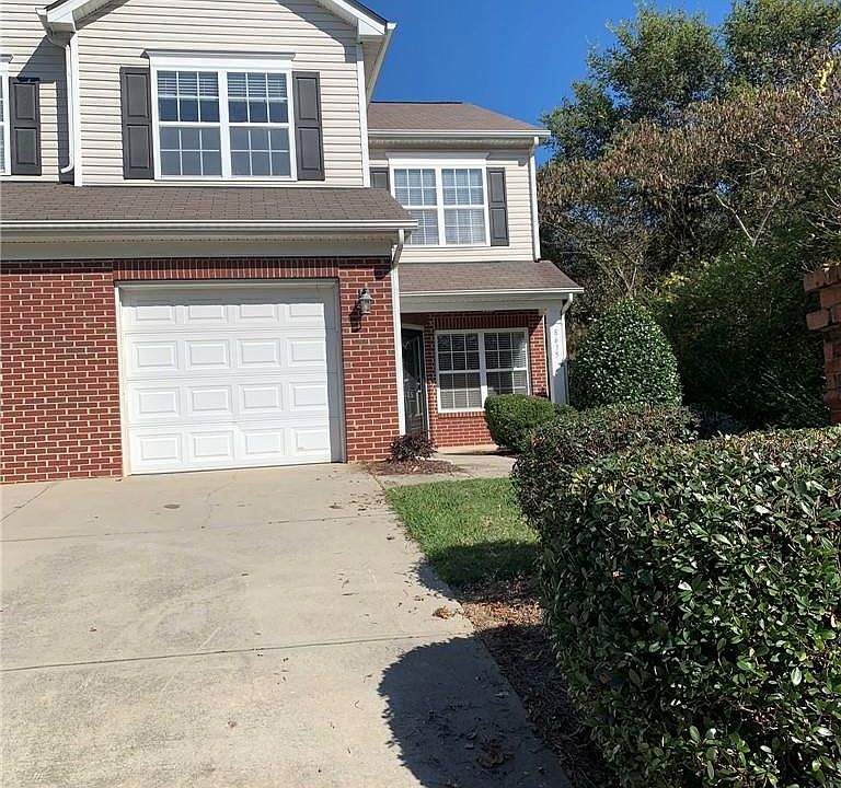 1st image of 8635 Carolina Lily Ln