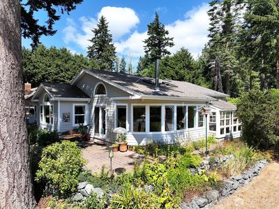 3681 Lagoon View Drive, Greenbank, WA, 98253