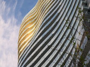 89 Nelson St #306, Vancouver, BC V6Z 0E7