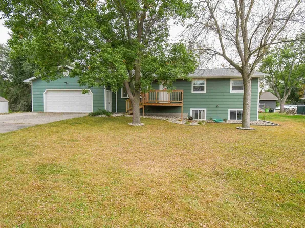 404 S Church Ave, Montrose, SD 57048