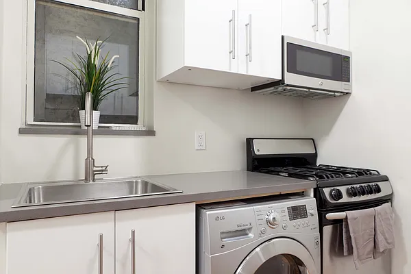 Rented by Big Apple Living | media 29