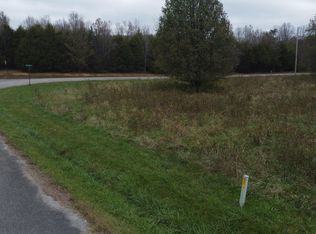 41 Hidden River Ave, Spencer, TN 38585