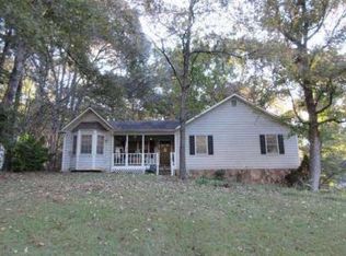 215 Valley Brook Dr, Woodstock, GA 30188