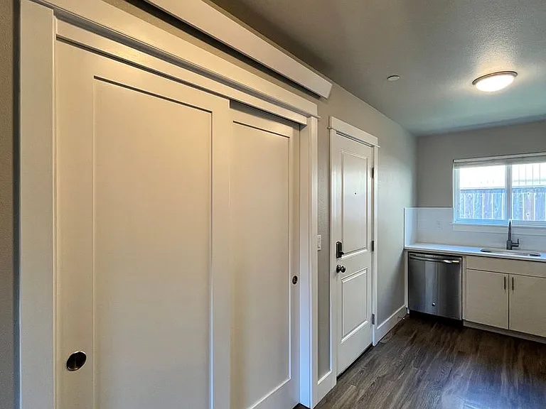 3610 SE 15th Ave — Photo 11