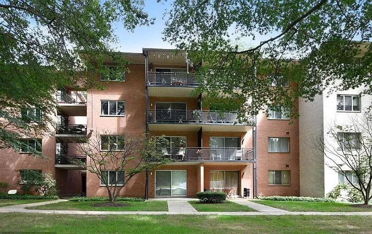 10412 Rockville Pike — Photo 1