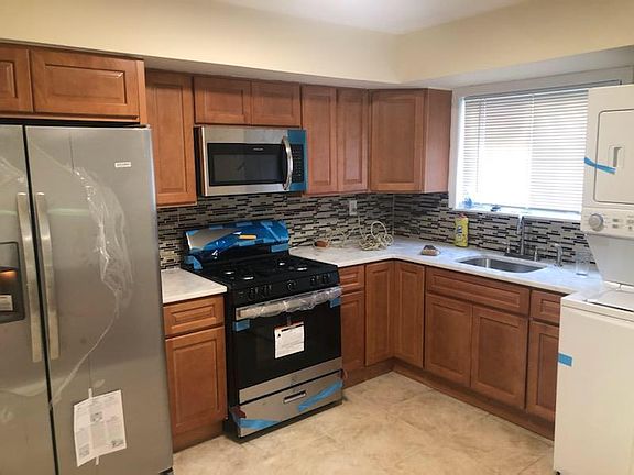 4th image of 83 Sunfield Ave #B