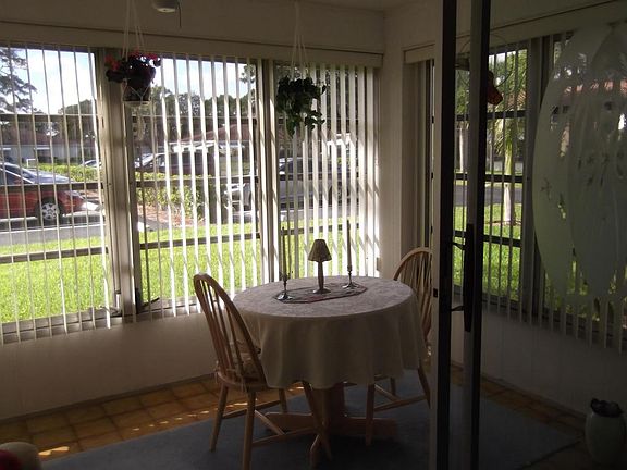 5th image of 325 NW 50th Ave APT C