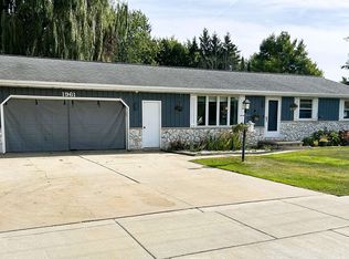 1961 Hazen Rd, Green Bay, WI 54311