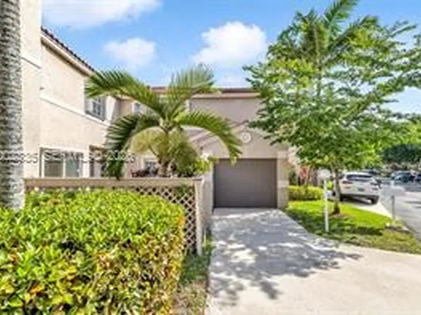 (undisclosed Address), Hollywood, FL 33026