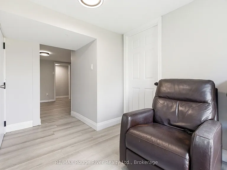 599 Otonabee Dr #2 — Photo 22