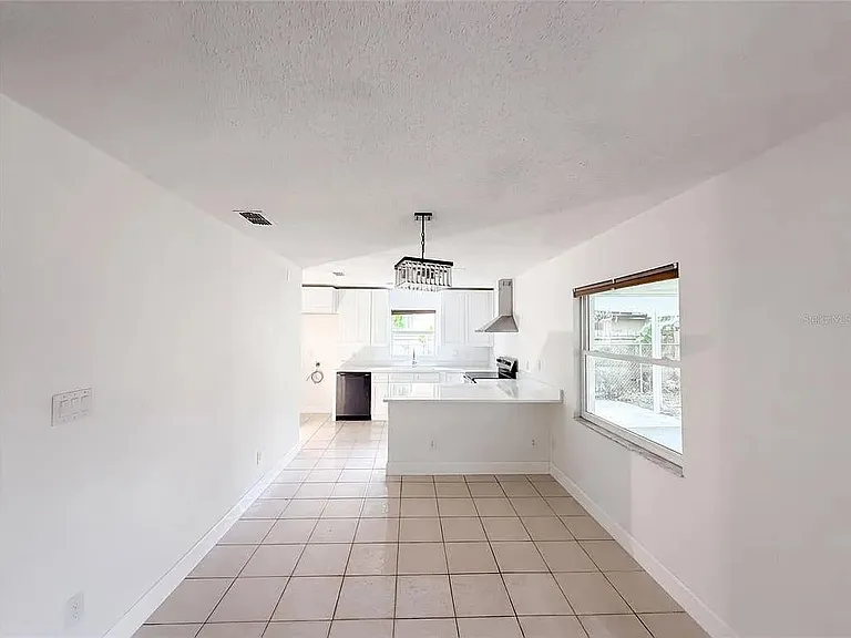 2479 Myakka Dr — Photo 3