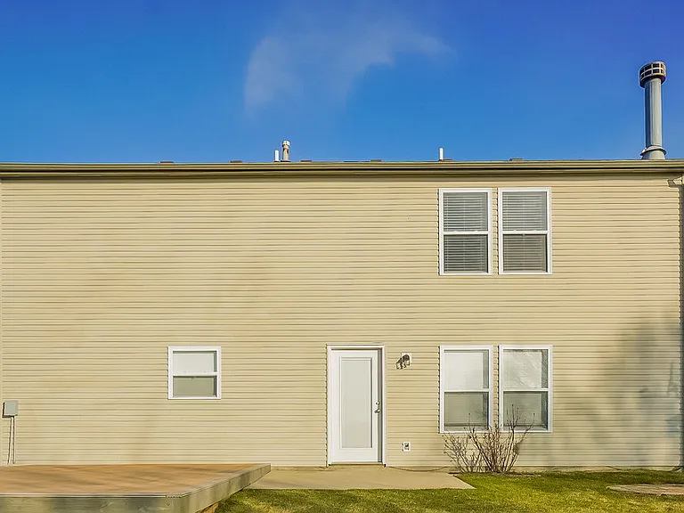333 Sunburst Ln — Photo 16