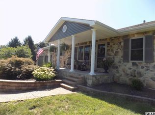 96 Boyer Rd, Carlisle, PA 17015