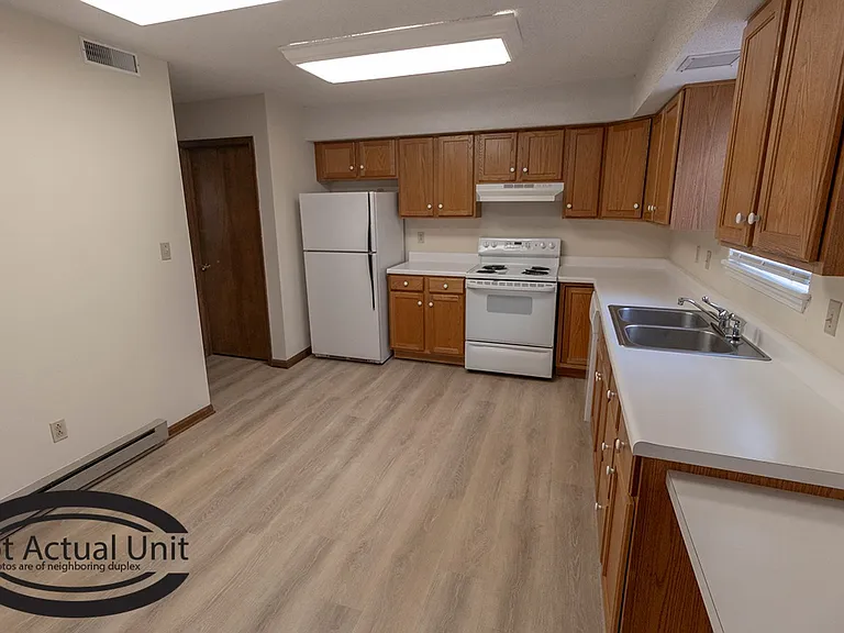 3313 Belle Meade Dr — Photo 11