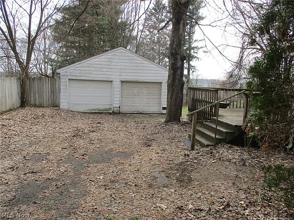 3rd image of 14831 Calaboone Rd