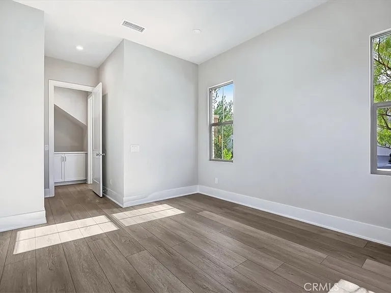 212 Mistwater — Photo 6