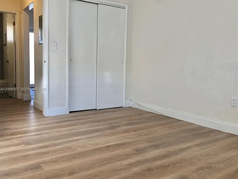 105 S Shore Dr #5 — Photo 8