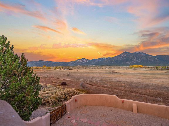 4th image of 1534 Millicent Rogers Rd