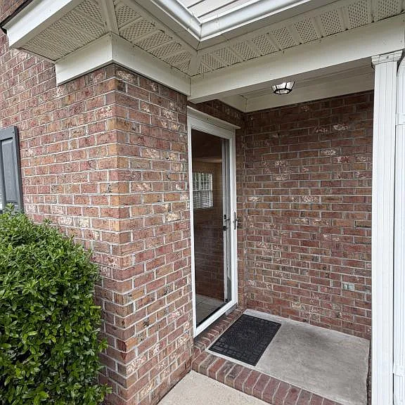 2556A Saddleback Dr — Photo 2