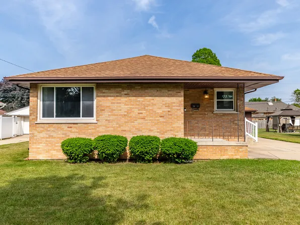 7911 Madison Ave, Munster, IN 46321