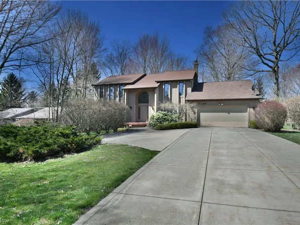 5160 Som Center Rd, Solon, OH 44139