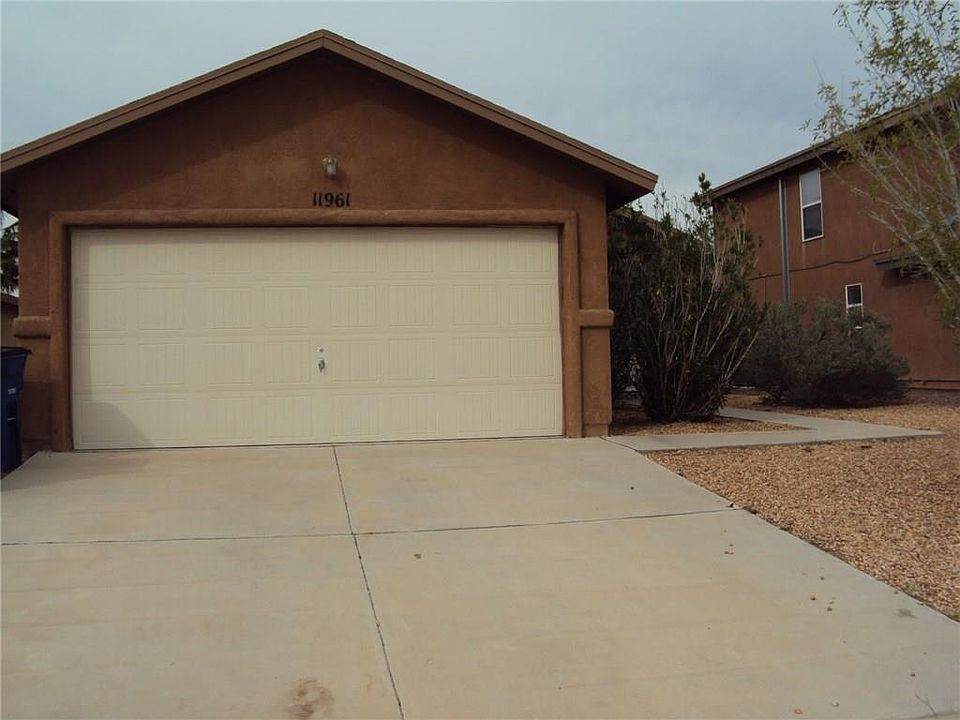 1st image of 11961 Mesquite Rock Dr